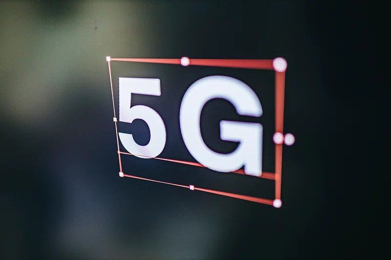 The Evolution of 5G Technology and Its Impact on Everyday Life